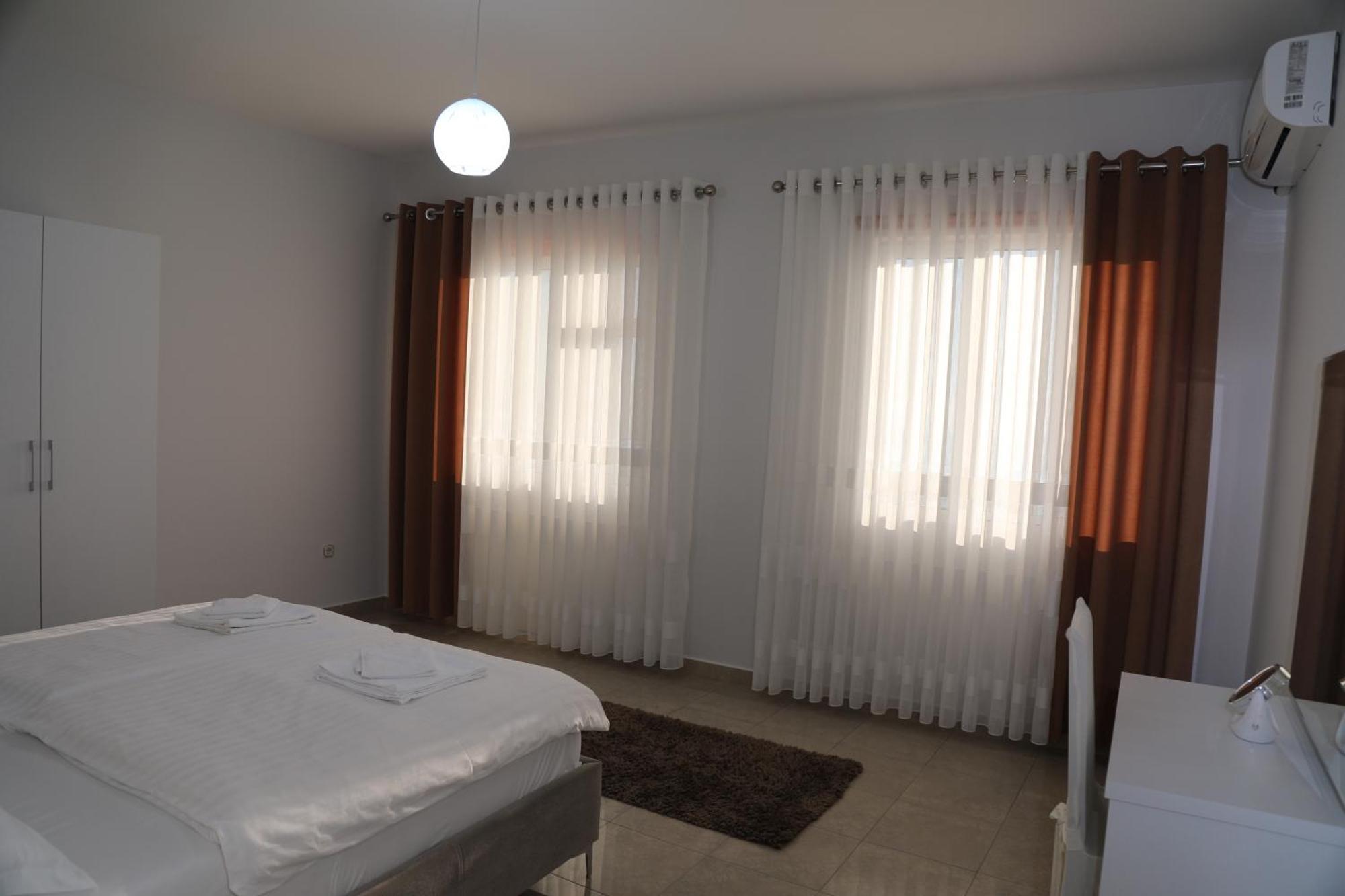 Villa Duka Krujë エクステリア 写真