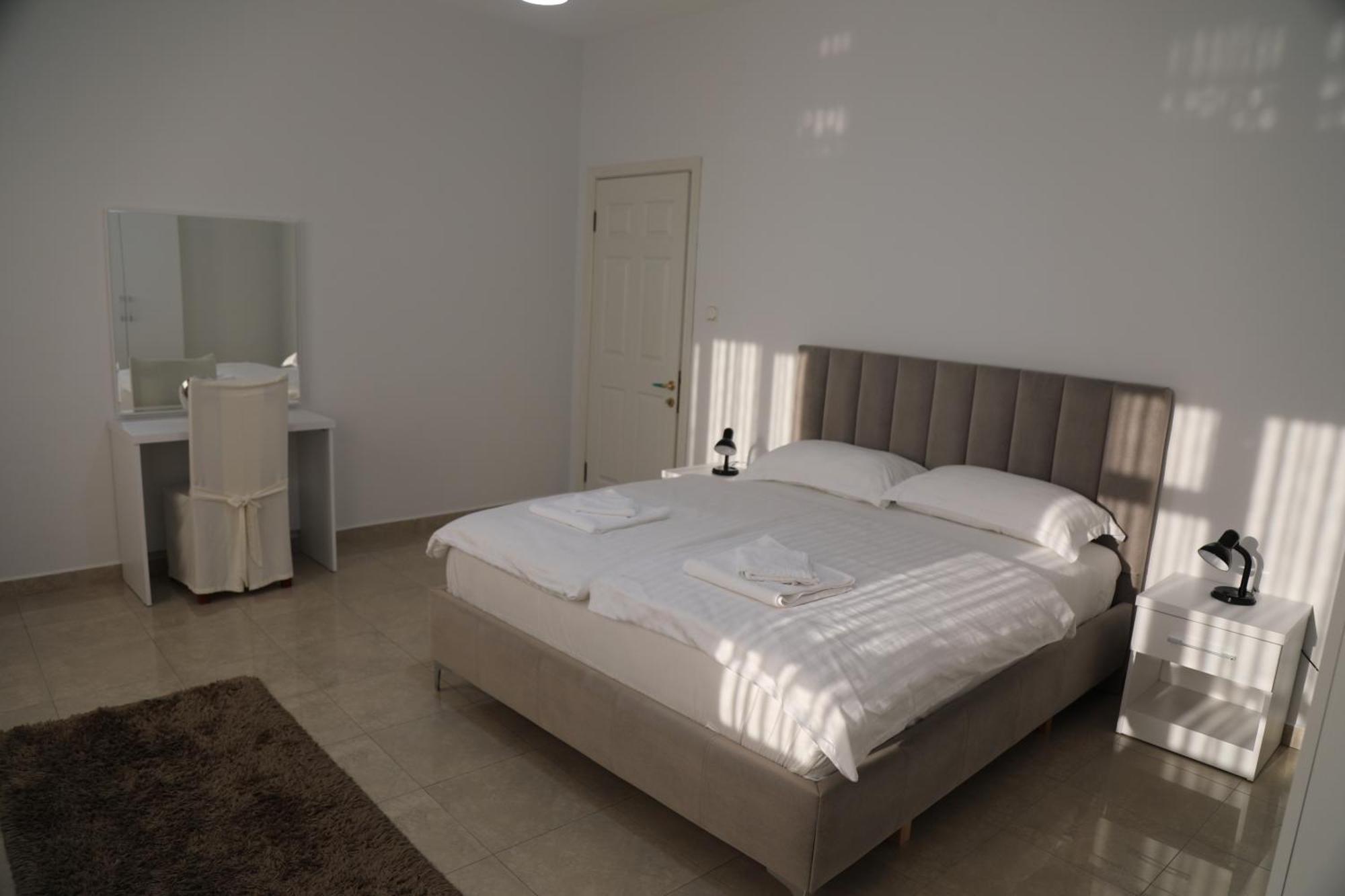 Villa Duka Krujë エクステリア 写真
